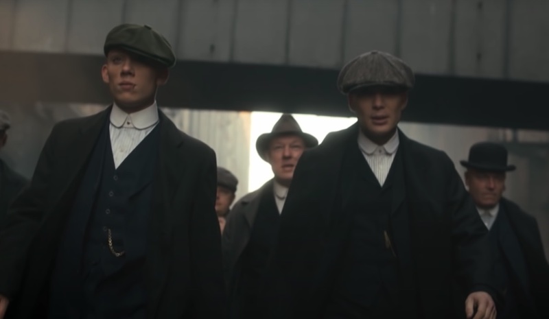 Peaky Blinders has been credited with a renewed interest in the flat cap as often worn by Cillian Murphy's character Thomas Shelby. » 1920s Men's Hats: From the Smart Fedora to the Stylish Bowler Peaky Blinders has been credited with a renewed interest in the flat cap as often worn by Cillian Murphy's character Thomas Shelby.