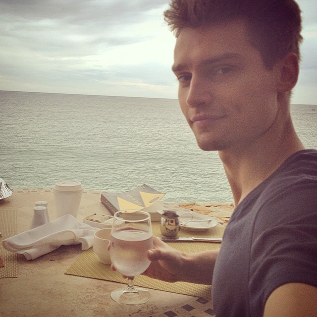 Vladimir Ivanov relaxes beachside 