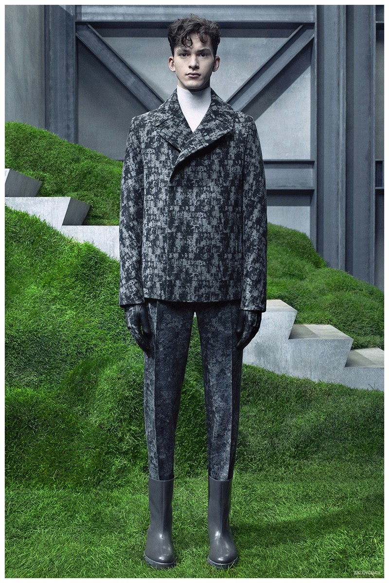 Balenciaga Fall/Winter 2015 Menswear Collection