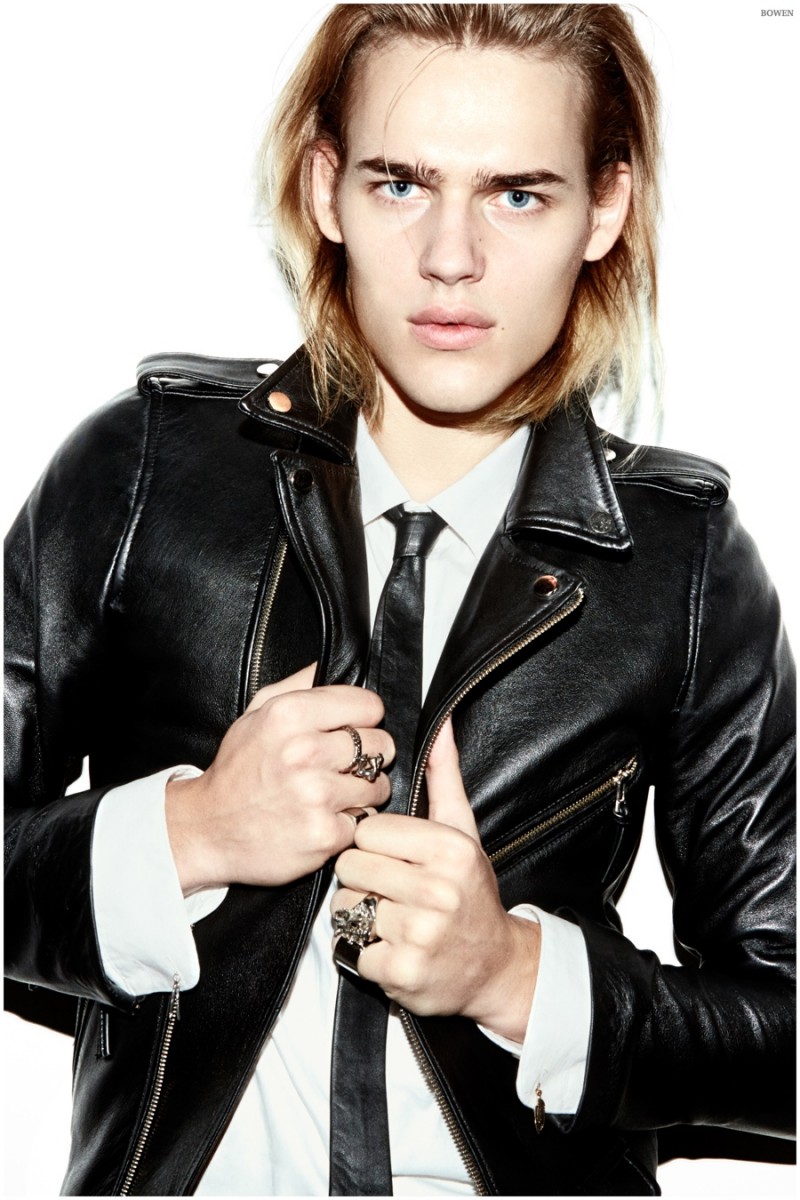 Sporting a skinny tie and shirt combo, Ton Heukels finishes his look with a leather jacket. » Ton Heukels Rocks Out in Bowen Black Denim Sporting a skinny tie and shirt combo, Ton Heukels finishes his look with a leather jacket.
