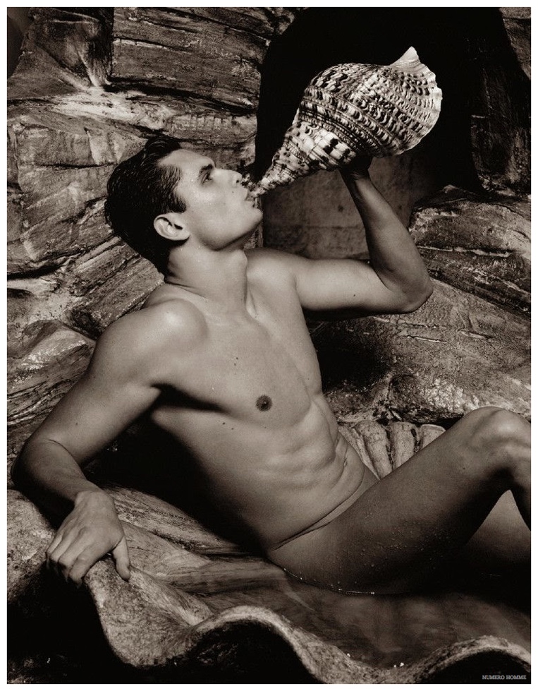 Karl Stevens nude photos