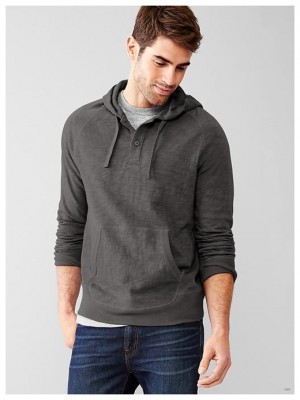 Gap Gym Wear: Chad White Goes Sporty in Active Men's Gym Styles