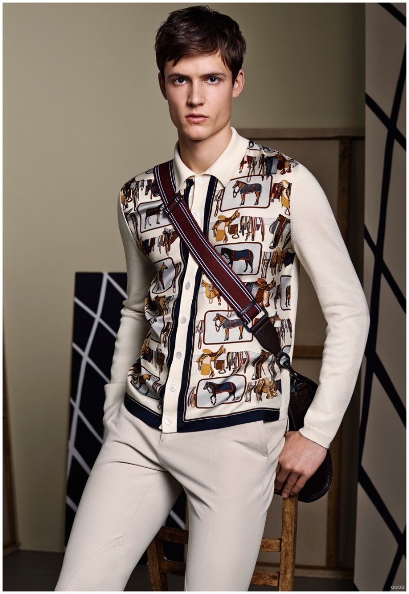 For the equestrian at heart, fitted knitwear is adorned with a charming horse print.