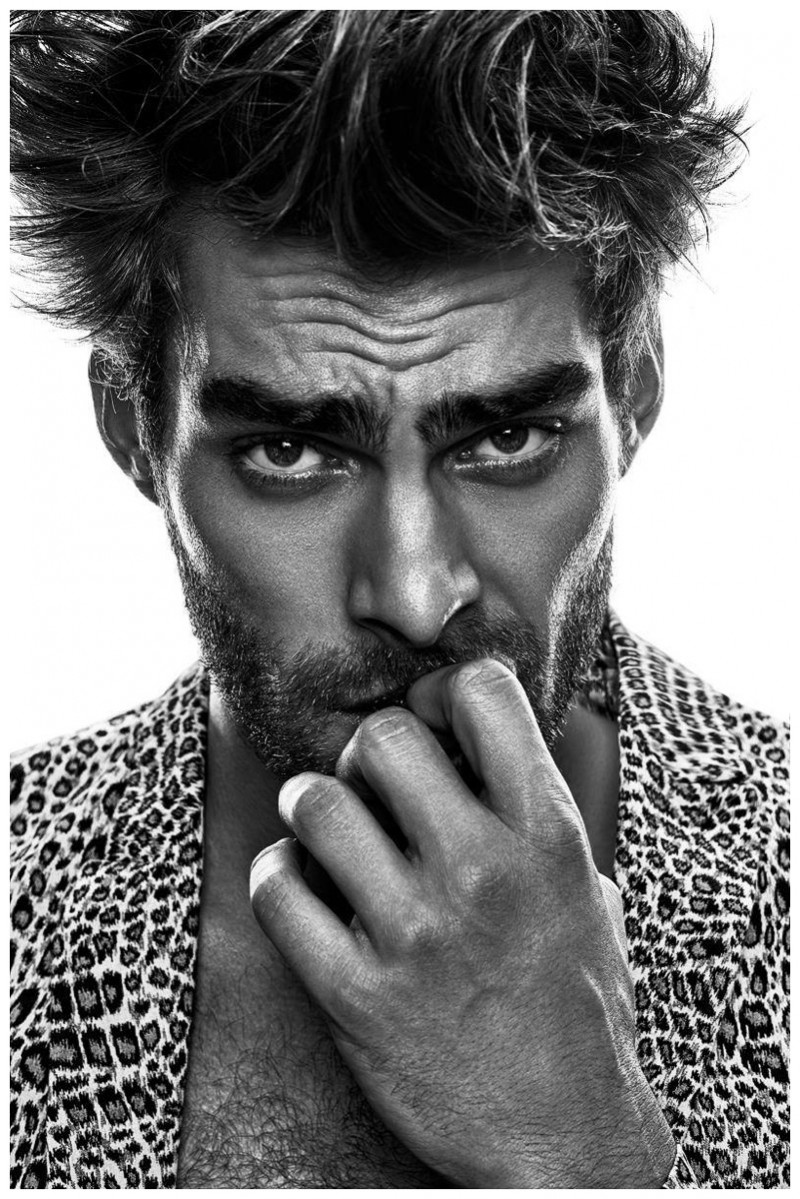 Jon Kortajarena channels his wild side in leopard.