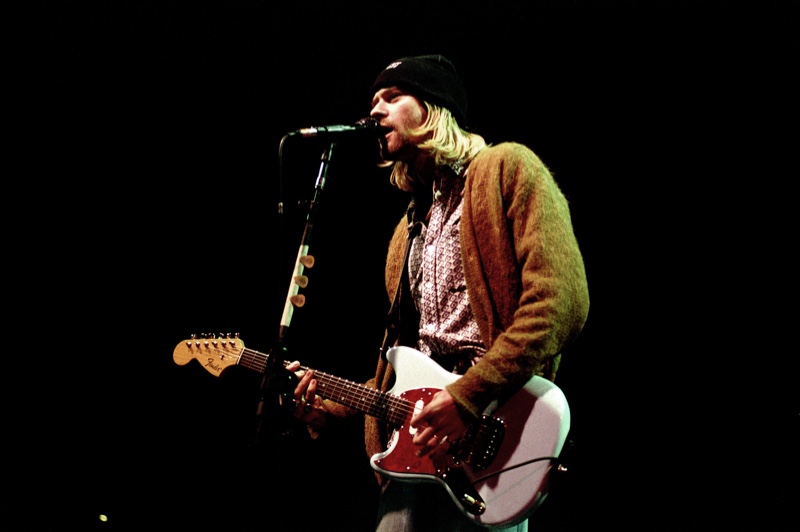 Kurt Cobain Nirvana Cardigan Sweater Beanie Concert Milan Italy 1994