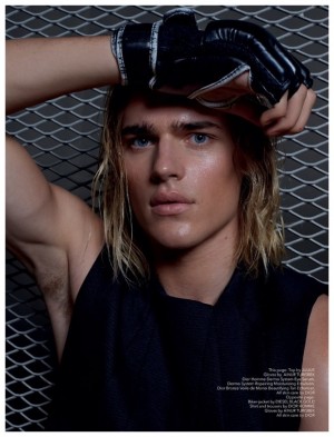 Ton Heukels Goes Nude for Narcisse + More