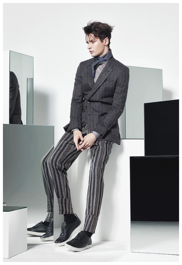 Shades of Grey: Tomas Mucha is dapper in a Ermenegildo Zegna Couture tailored ensemble.