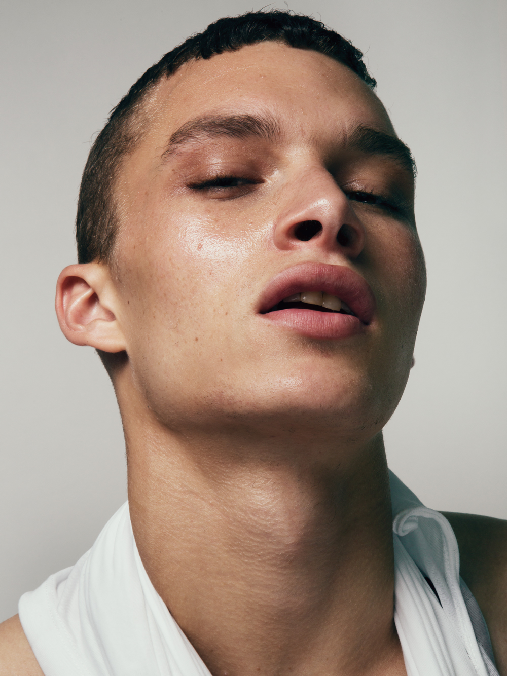 Portrait: Louis Mayhew by Eric White – The Fashionisto