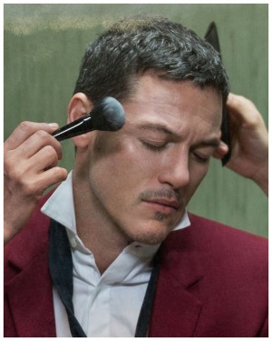 Luke Evans 2015 Muse Photo Shoot 006