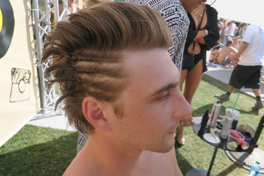 Man Braid Hairstyle Pictures 001