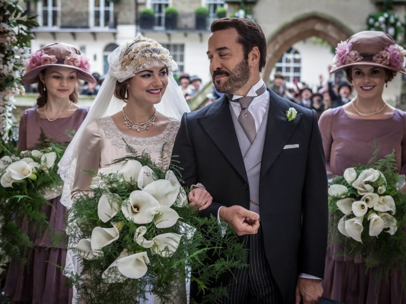 Jeremy Pivens as Mr Selfridge walks Rosalie down the aisle.