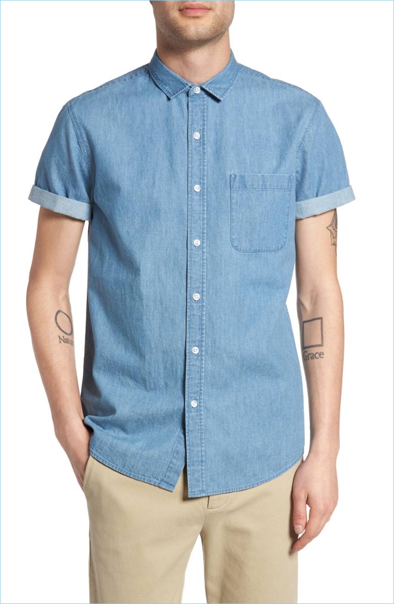 how to wear a denim shirt male