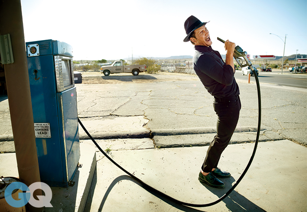 Chris Pratt wears shoes Allen Edmonds, hat Stetson, shirt and jeans Armani Jeans.