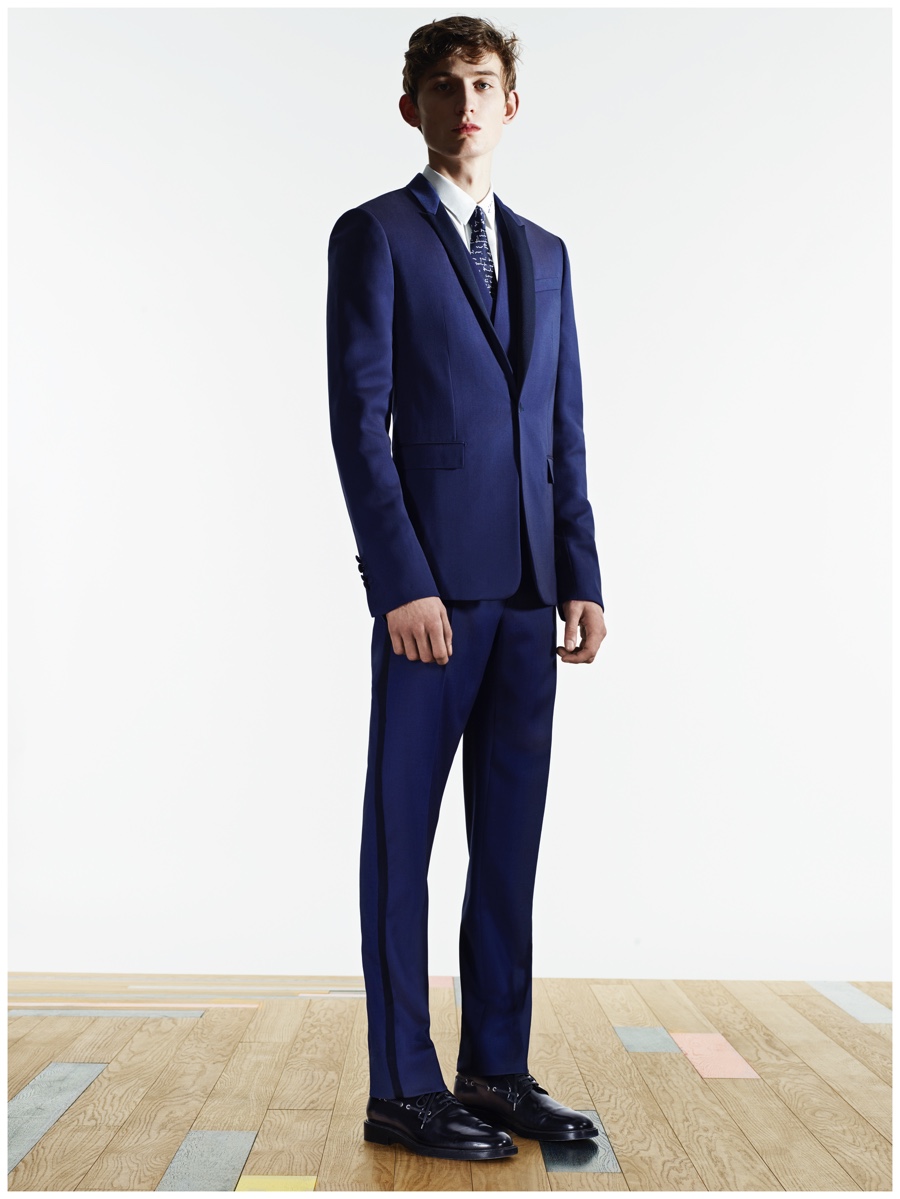 Dior Homme Les Essentiels Highlights the Tuxedo