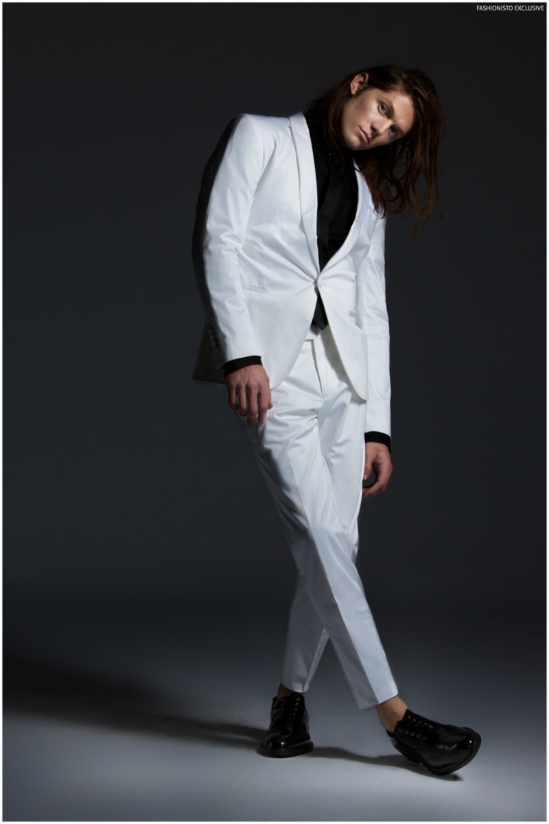 Kurt wears suit Philipp Plein, shirt Dsquared2, tie Marc Jacobs and shoes Vivienne Westwood.