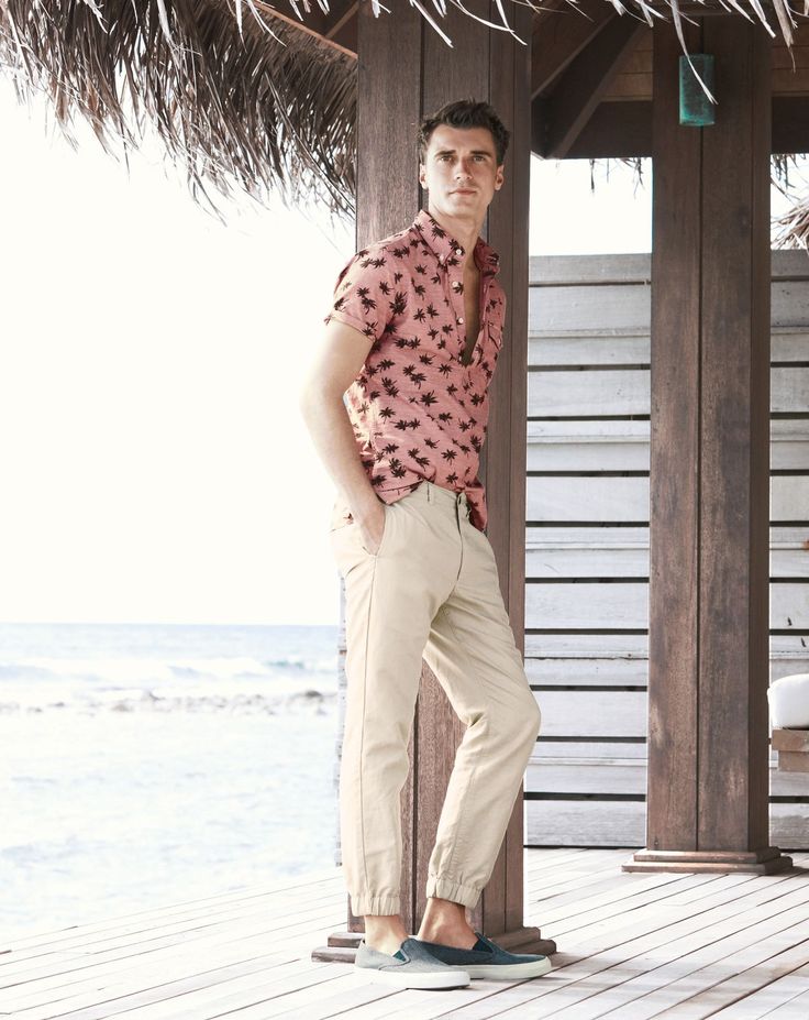 J.Crew sprinkles in prints for a sophisticated nod to the relaxed season.