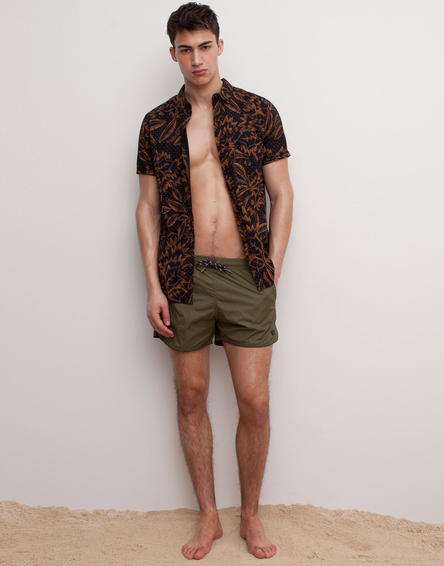 » Alessio Pozzi is Beach Ready in Pull & Bear Summer 2015 Swimwear Alessio Pozzi Pull and Bear Summer 2015 Swimwear 013