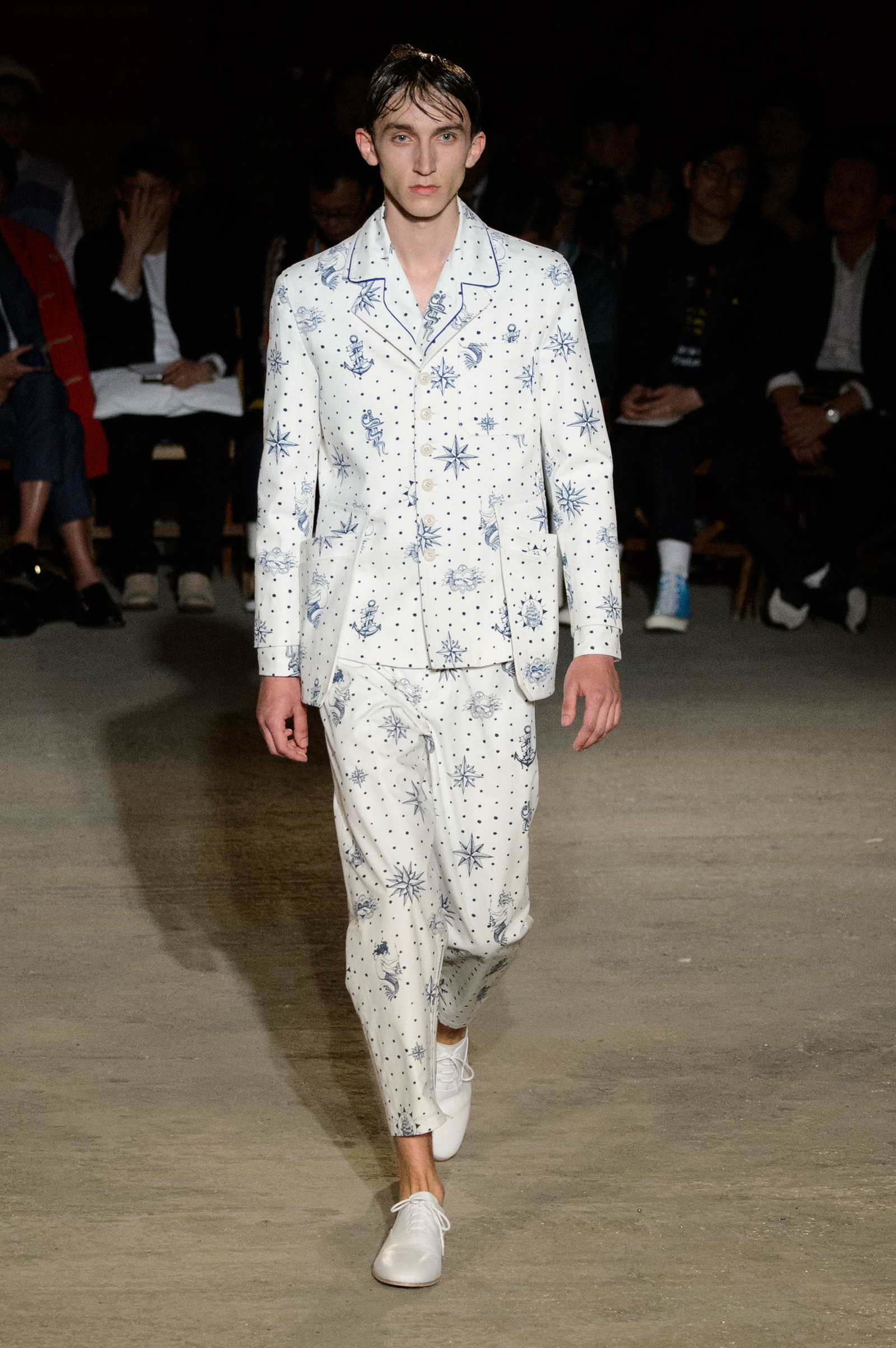 Alexander McQueen Spring Summer 2016 London Collections Men 007