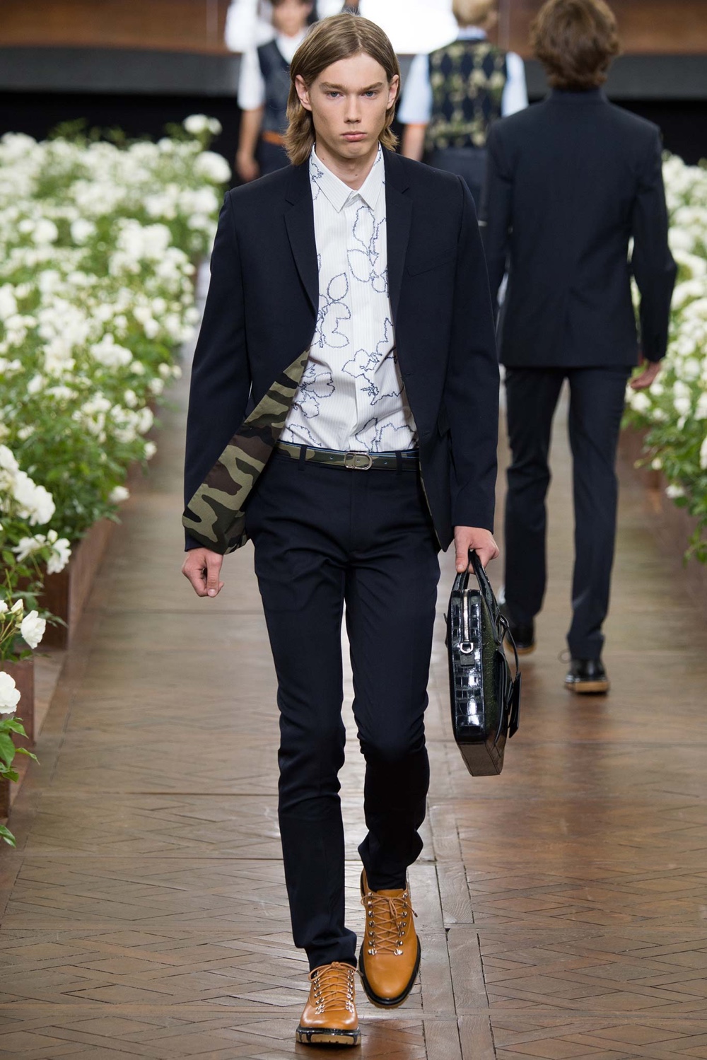 Dior Homme Spring Summer 2016 Menswear Collection Paris Fashion Week 009
