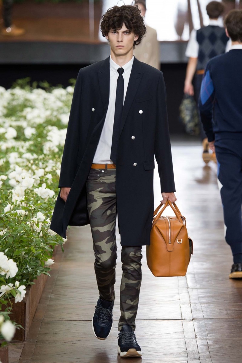 Dior-Homme-Spring-Summer-2016-Menswear-Collection-Paris-Fashion-Week-018