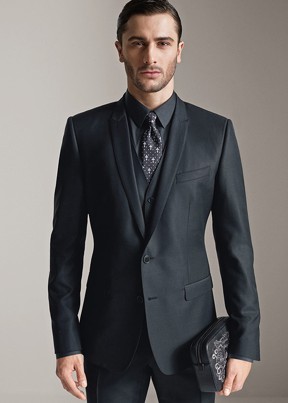 Dolce & Gabbana Fall/Winter 2015 Menswear Collection Champions Everyday Elegance