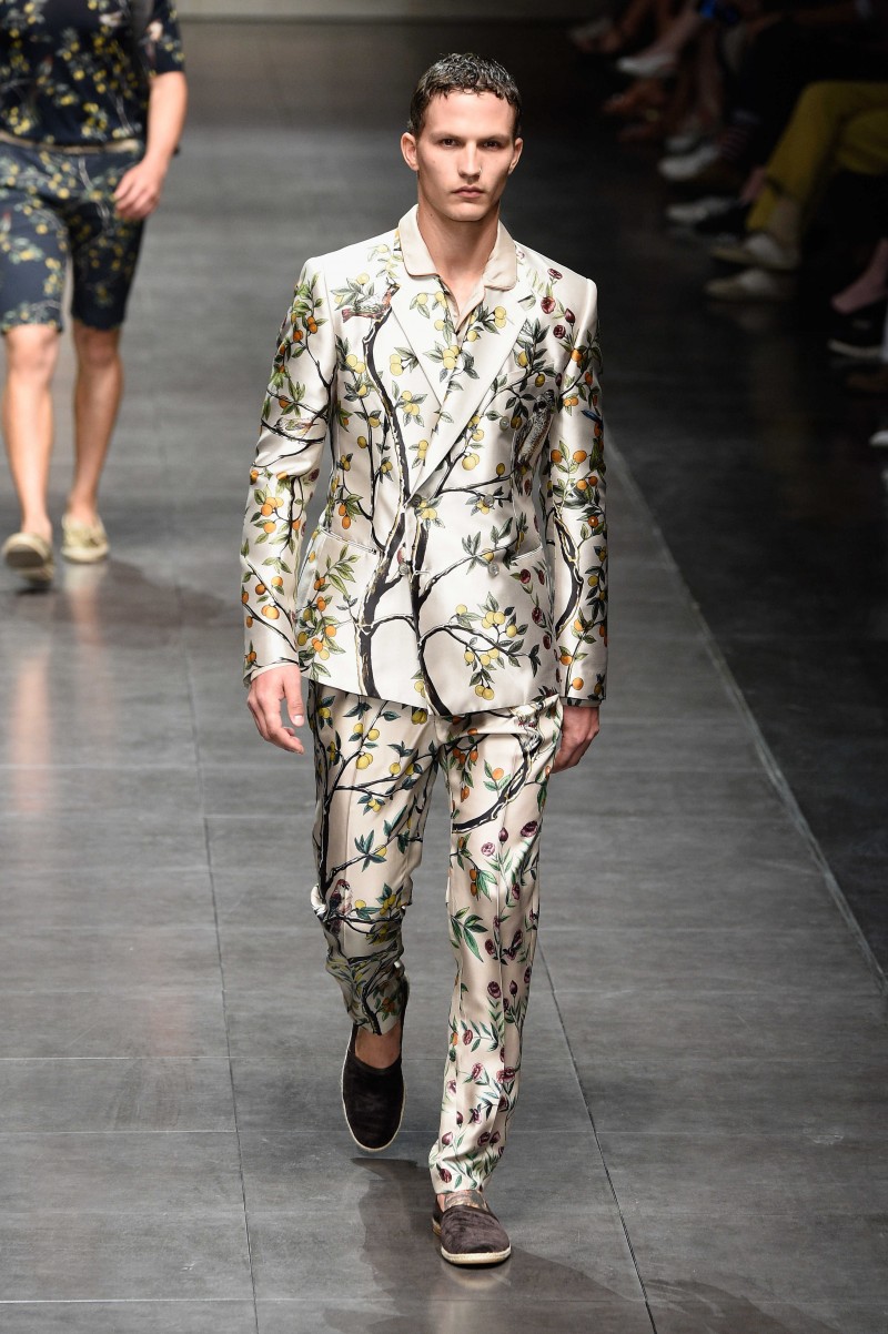 Dolce-Gabbana-Spring-Summer-2016-Menswear-Collection-Milan-Fashion-Week-058