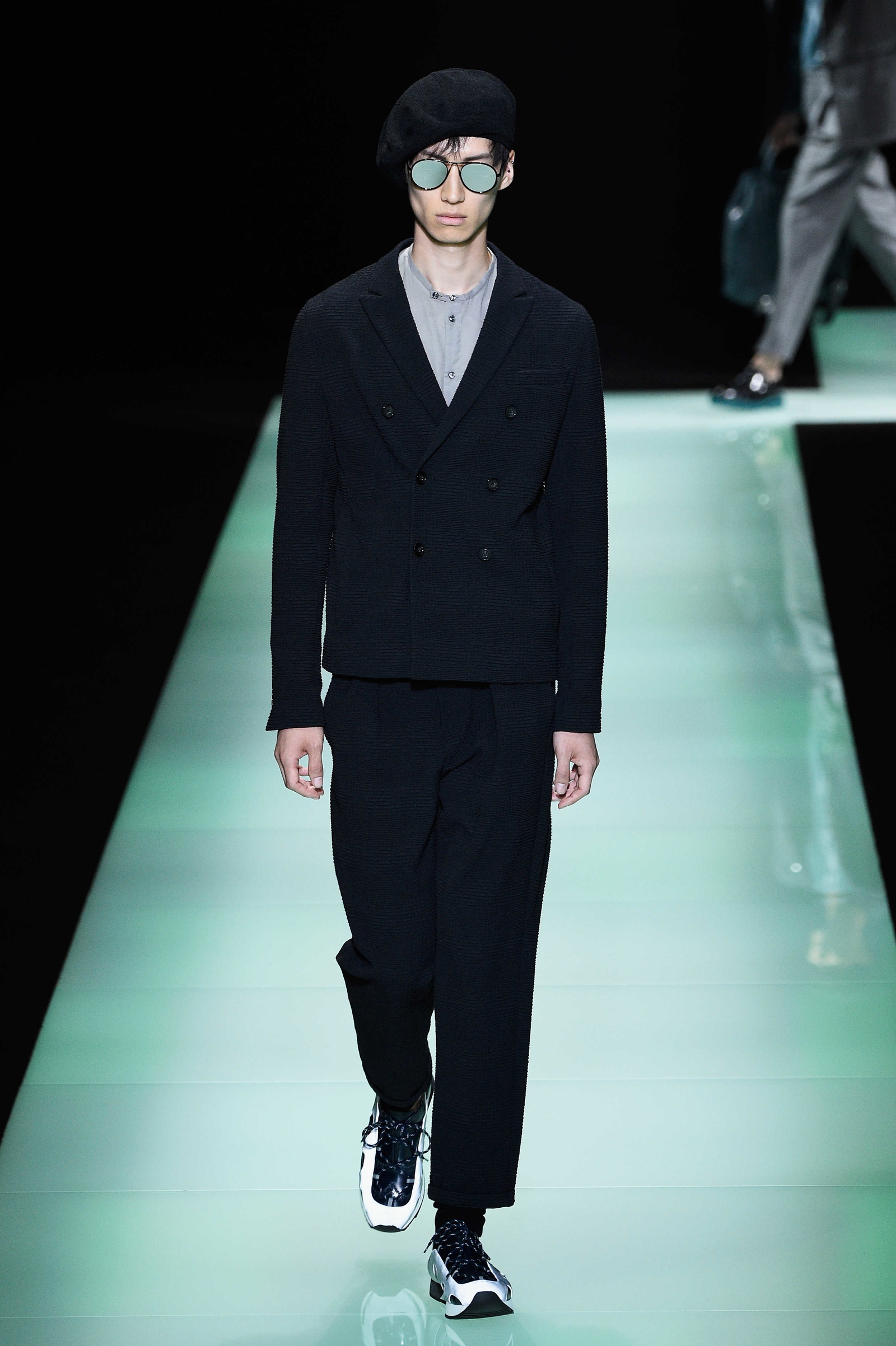 Emporio Armani Spring/Summer 2016 Menswear Collection | Milan Fashion ...