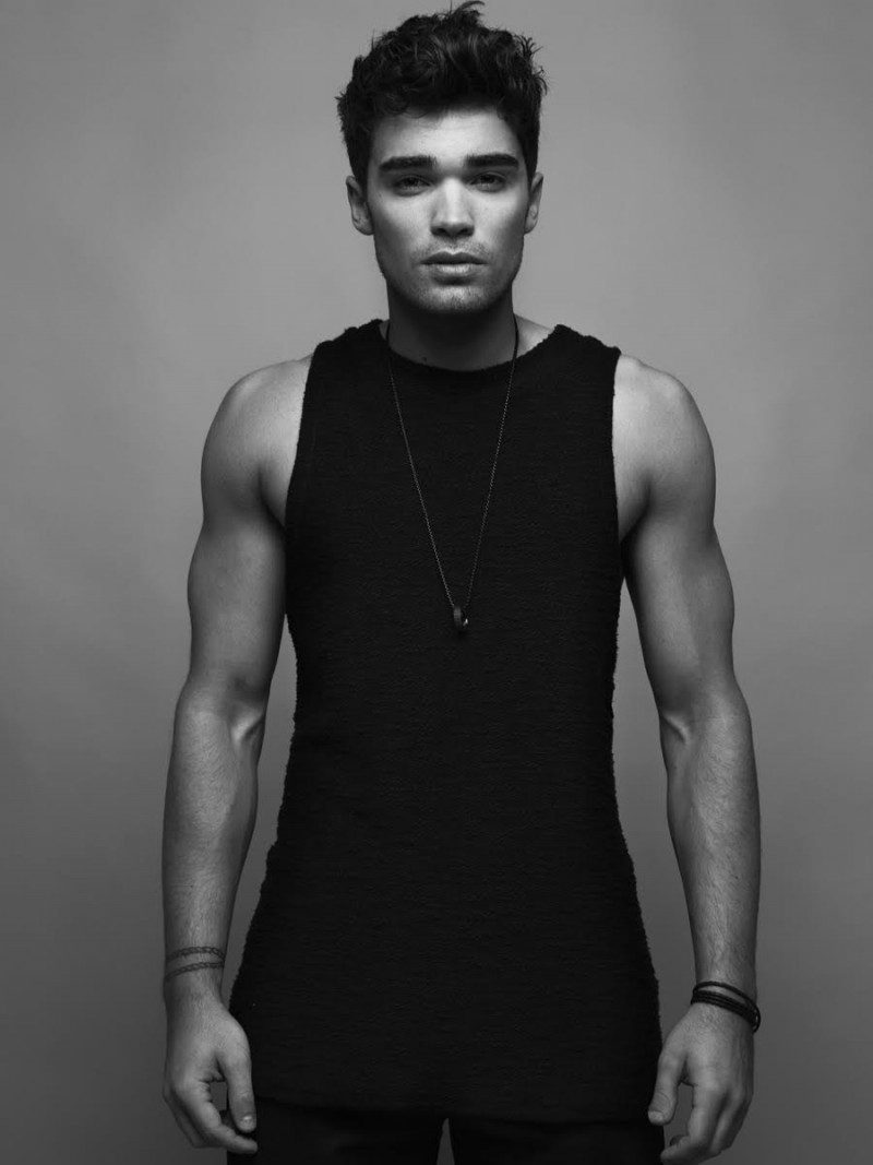 Fashionisto Exclusive Josh Cuthbert 001