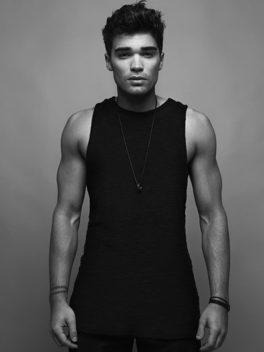 Exclusive: Josh Cuthbert Stars in Joseph Sinclair Shoot – The Fashionisto