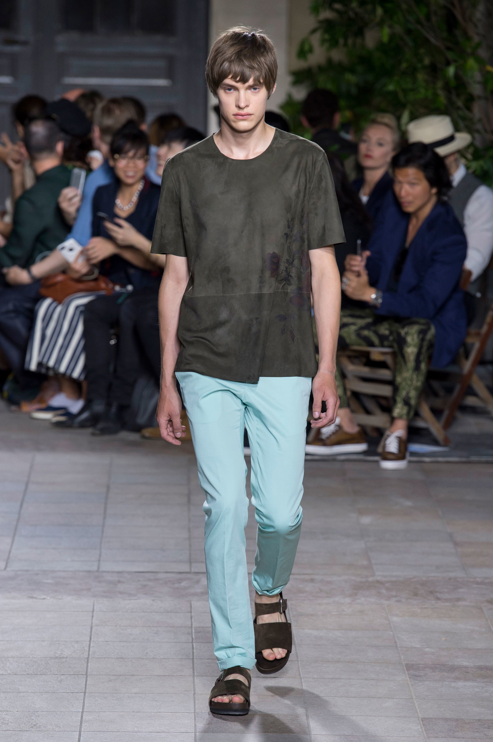 Hermès Spring 2016 Menswear Fashion Show