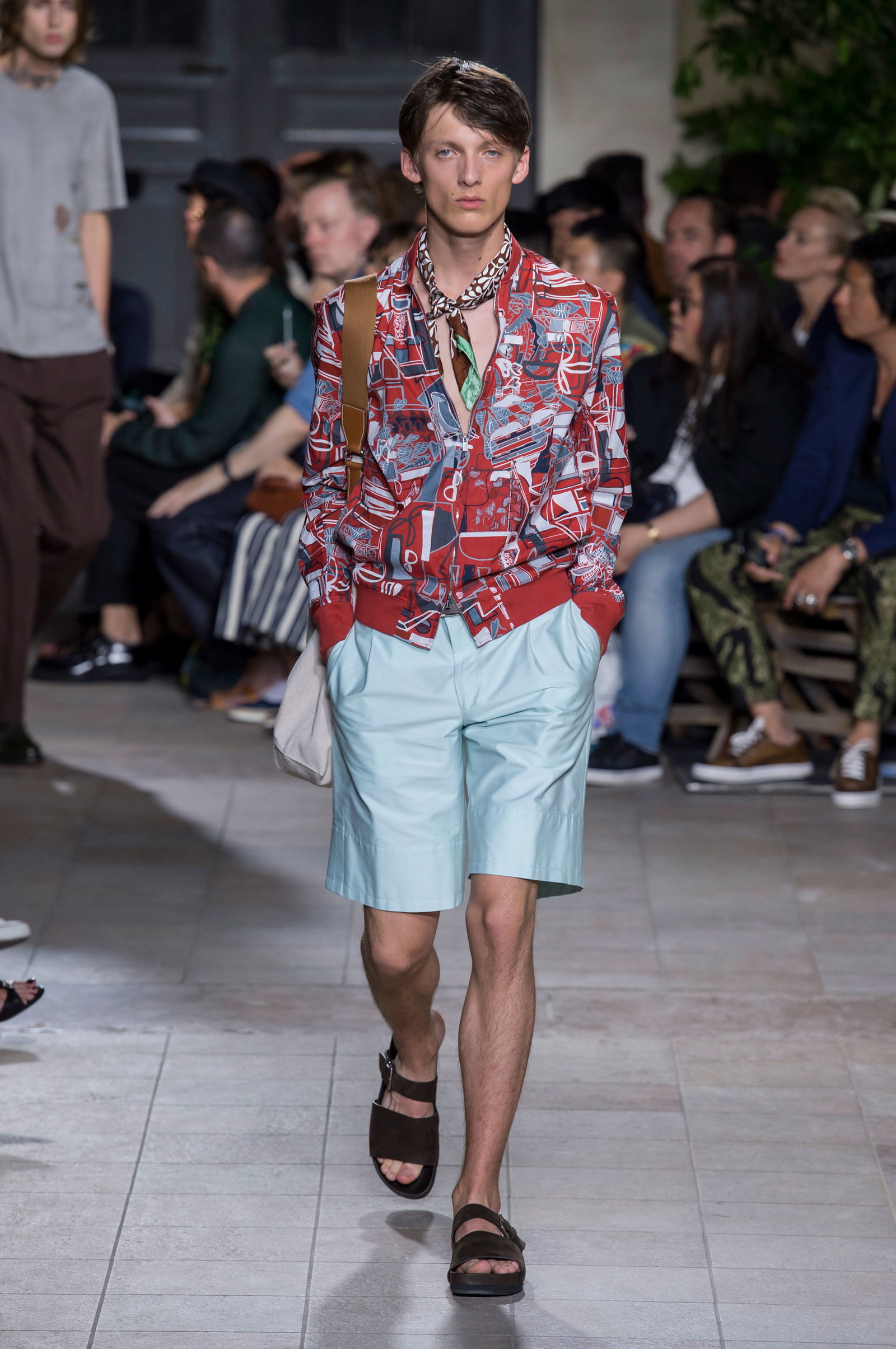 Hermès Spring 2016 Menswear Fashion Show