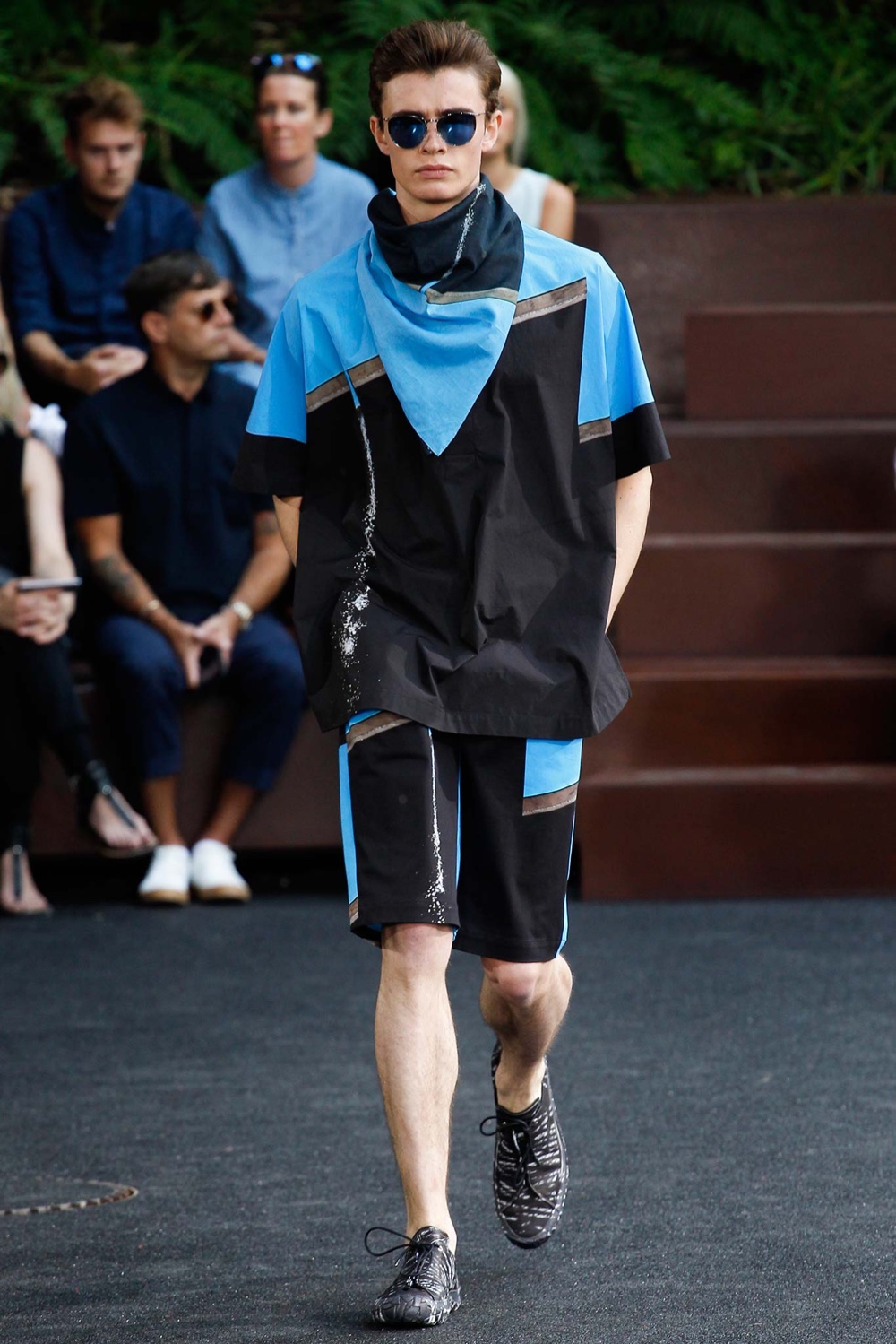 Issey Miyake Spring/Summer 2016 Menswear Collection | Paris Fashion ...