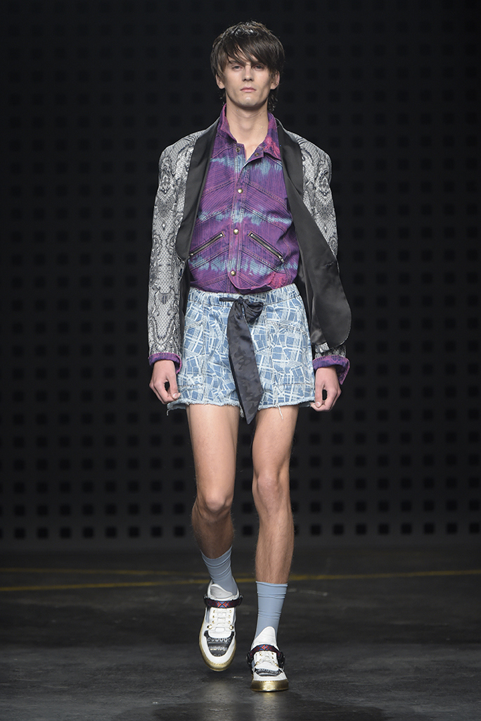 James Long Spring/Summer 2016: No collection quite screamed fun like James Long. The designer  explored various fabric treatments and prints for a mix and match lineup that boasted a casual, youthful edge.