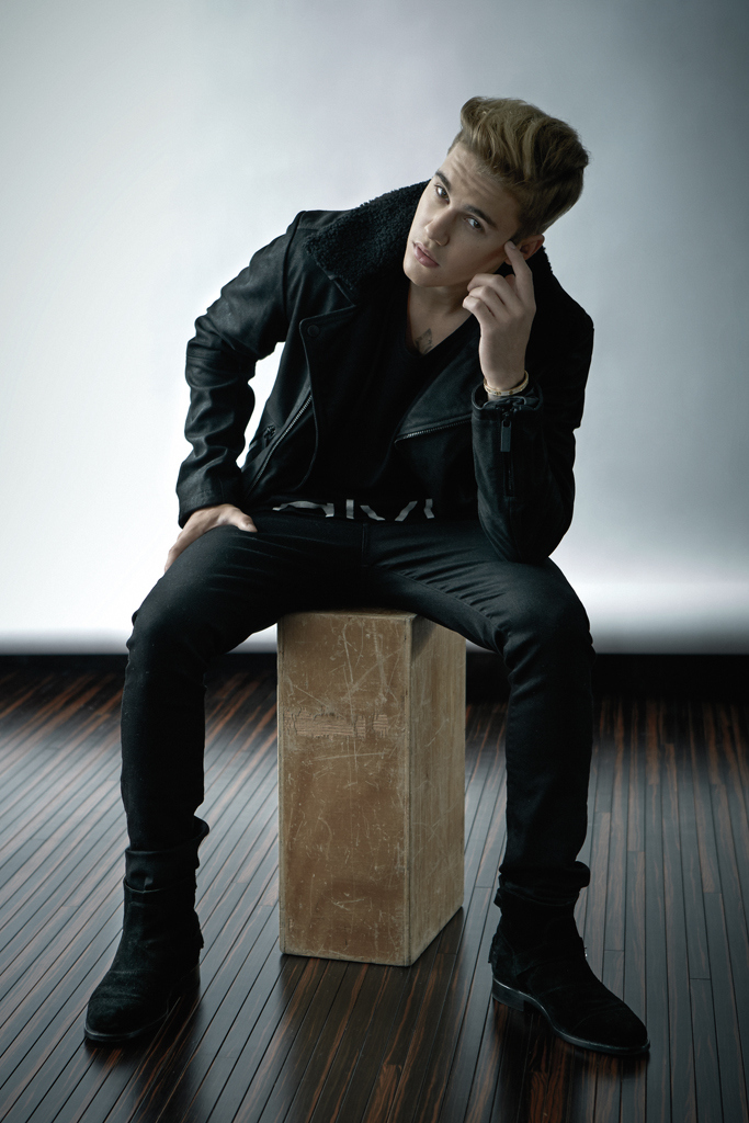 Justin Bieber 2015 Calvin Klein Hong Kong Photo Shoot WWD 003
