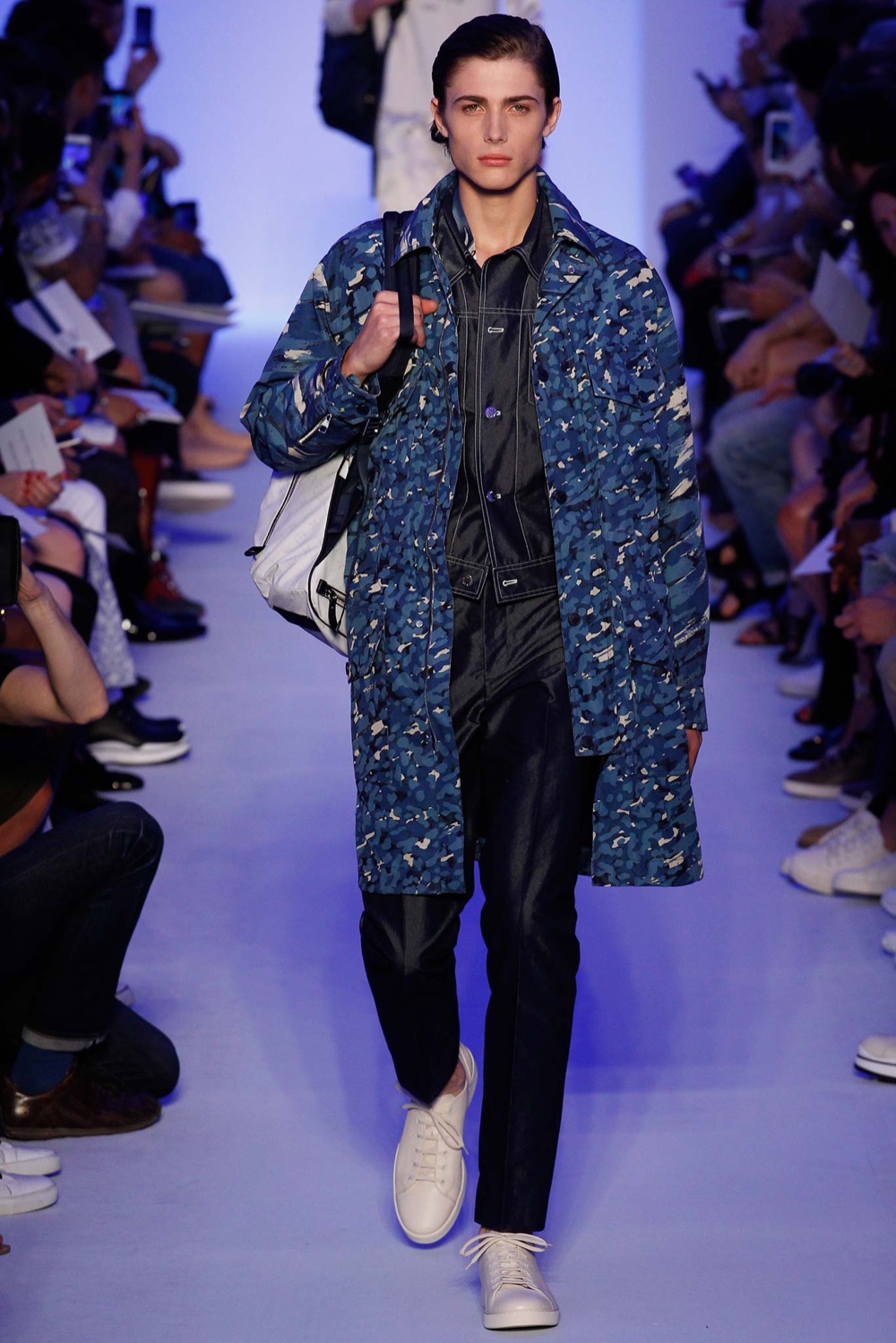 Louis Vuitton Spring/Summer 2016 Menswear Collection | Paris Fashion ...