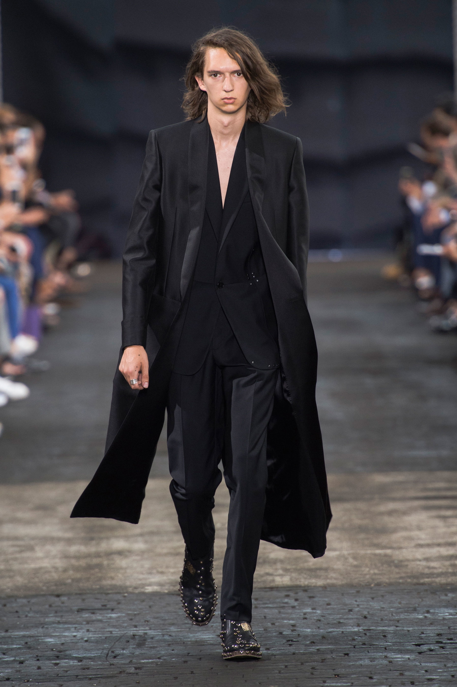 Maison Margiela Spring/Summer 2016 Menswear Collection | Paris Fashion ...