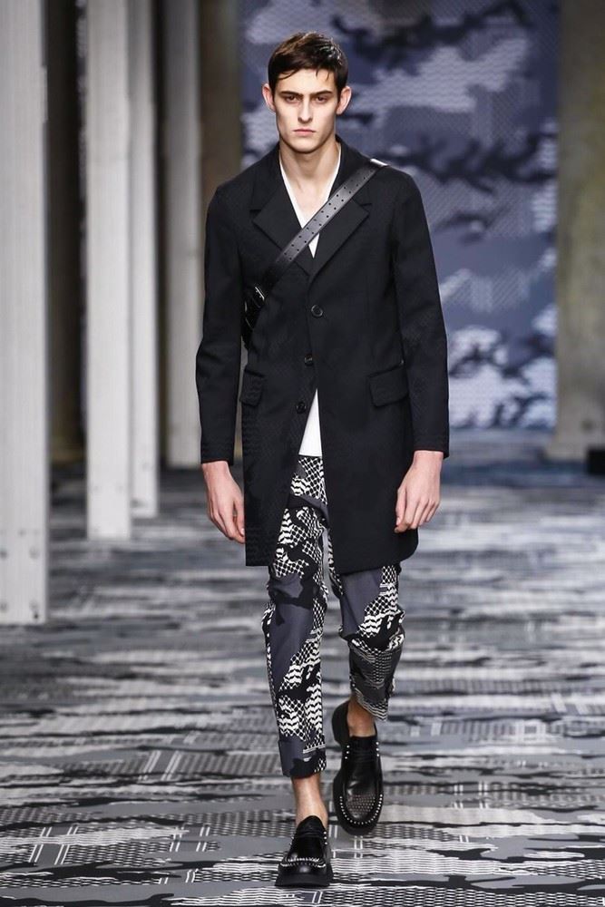 » Neil Barrett Spring/Summer 2016 Menswear Collection | Milan Fashion Week Neil Barrett Spring Summer 2016 Menswear Collection Milan Fashion Week 002