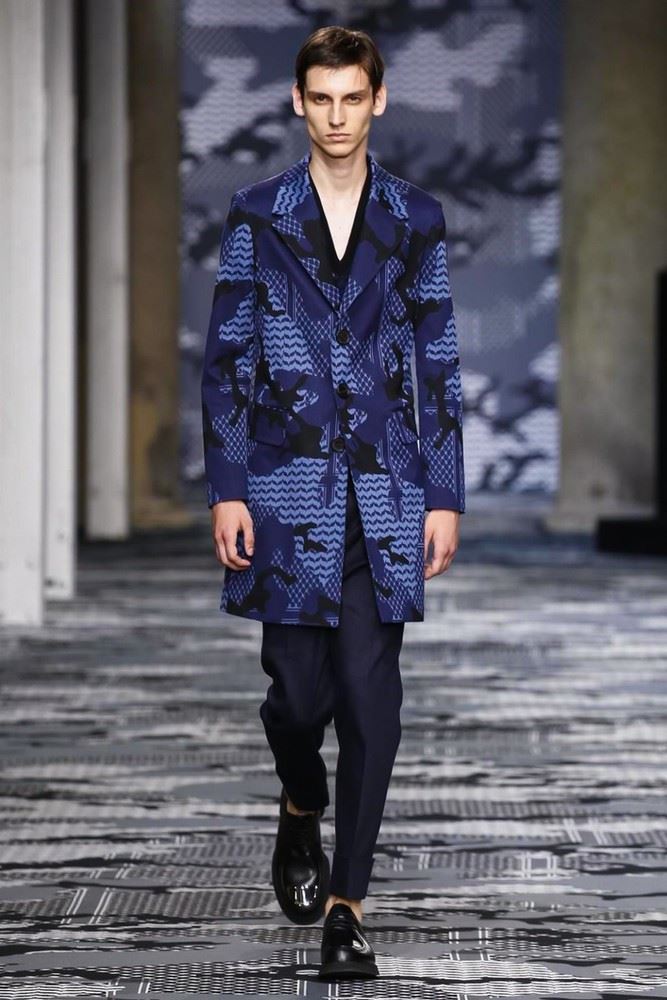 Neil Barrett Spring Summer 2016 Menswear Collection Milan Fashion Week 036