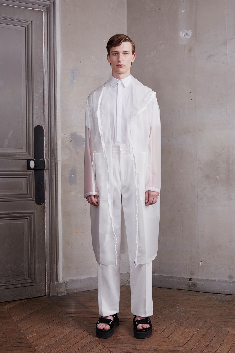 Off-White Spring/Summer 2016 Menswear Collection | Paris Fashion Week