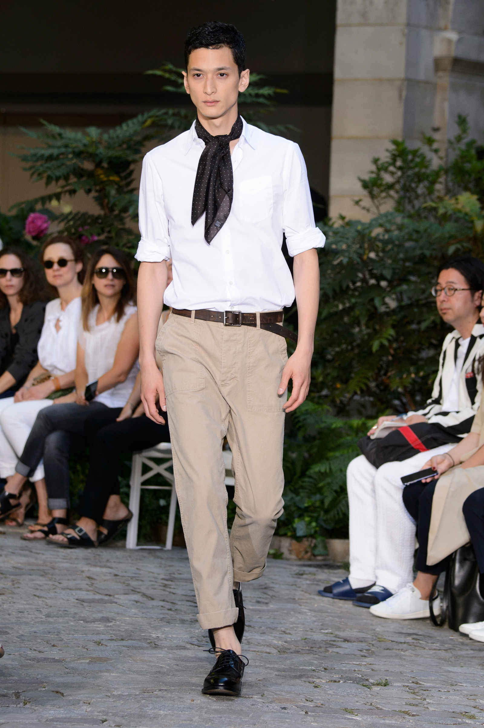 Officine Generale Spring/Summer 2016 Menswear Collection | Paris ...