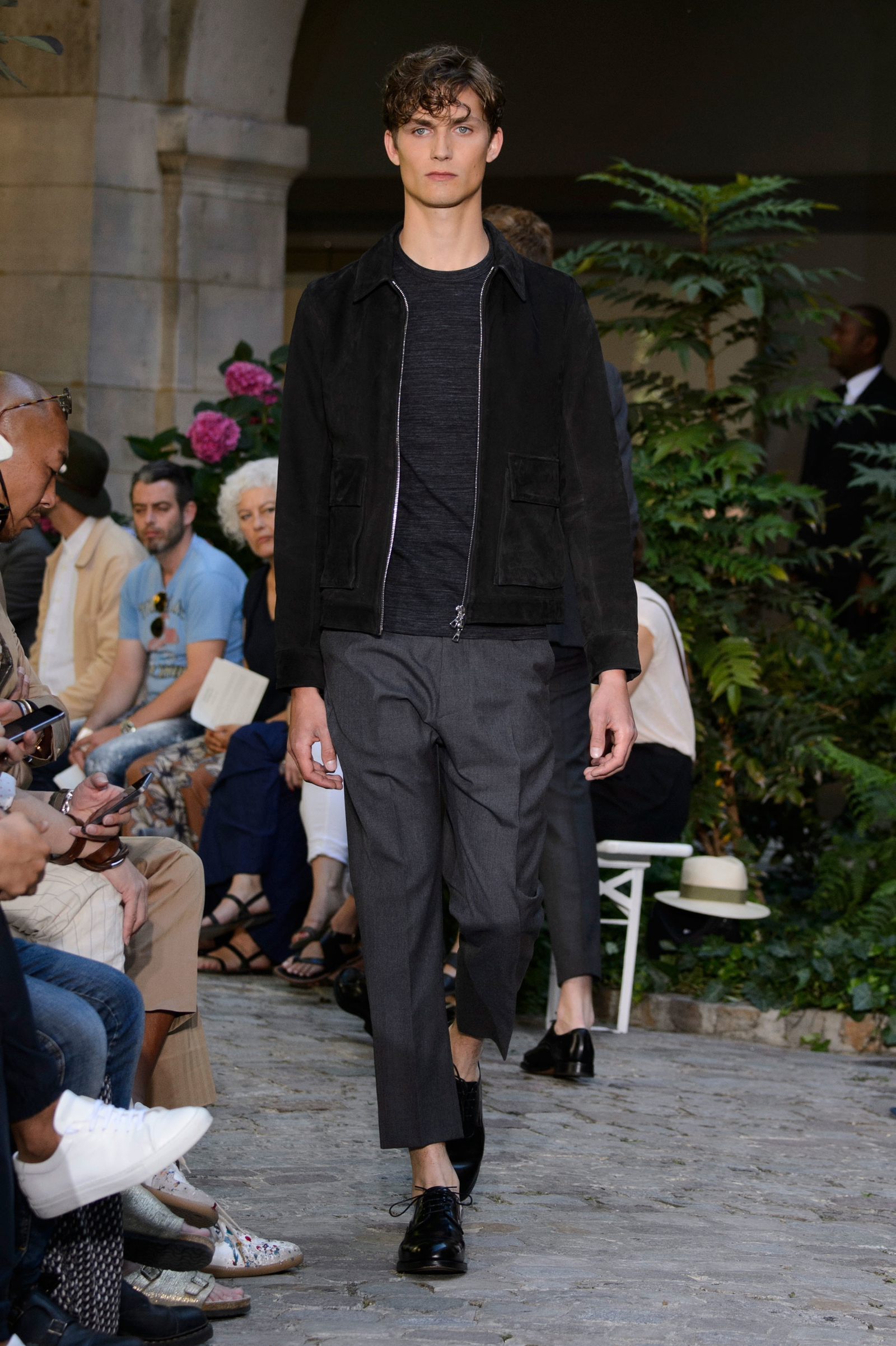 Officine Generale Spring/Summer 2016 Menswear Collection | Paris ...