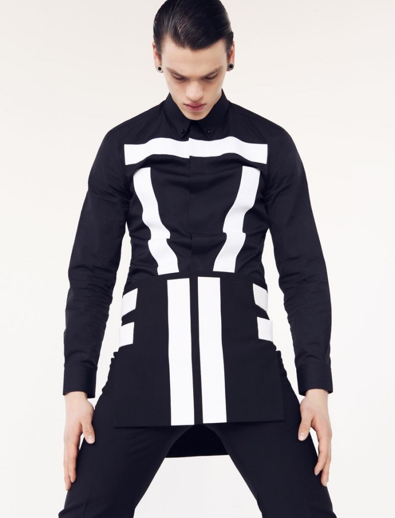Filip Hrivnak sports Givenchy's graphic black & white number.