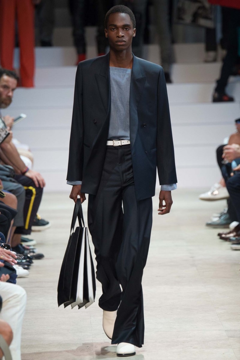 Paul-Smith-Spring-Summer-2016-Menswear-Collection-Paris-Fashion-Week-020