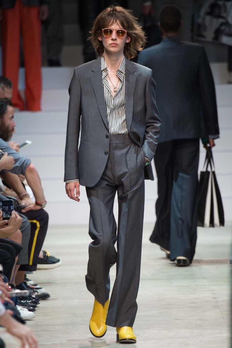 Paul-Smith-Spring-Summer-2016-Menswear-Collection-Paris-Fashion-Week-022