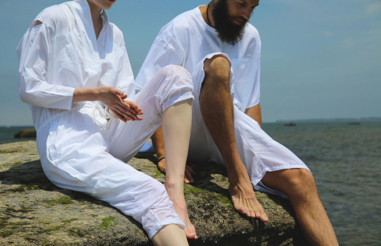 Phil wears a Rochambeau tunic with OAK shorts.