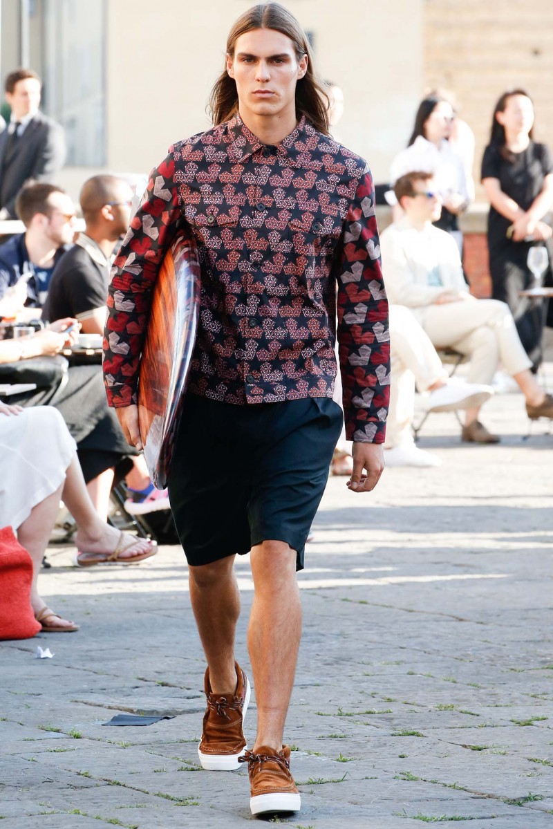 Ports 1961 offers relaxed separates and fun prints for spring-summer 2016. » Marlon Teixeira & Nate Garner Head to Venice Beach for Ports 1961 Spring Campaign Ports 1961 offers relaxed separates and fun prints for spring-summer 2016.