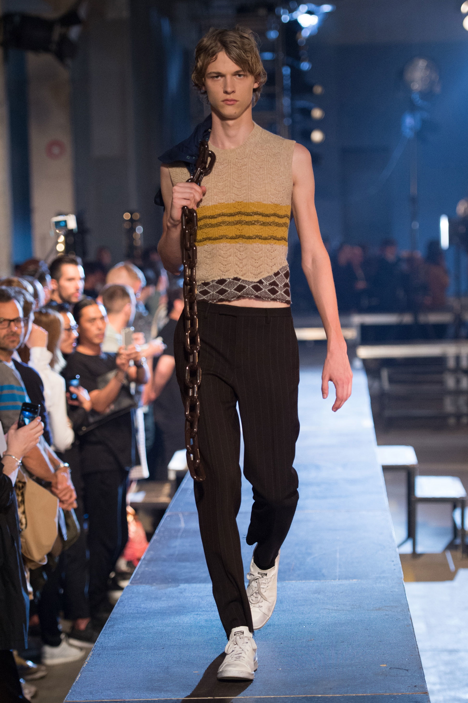 Raf Simons Spring Summer 2016 Menswear Collection Paris Fashion Week 016