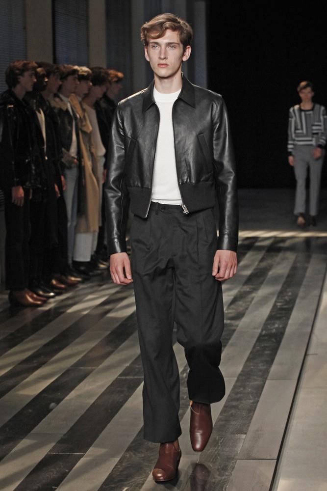 Sandro Does Chic Casual for Spring/Summer 2016 Menswear Collection ...