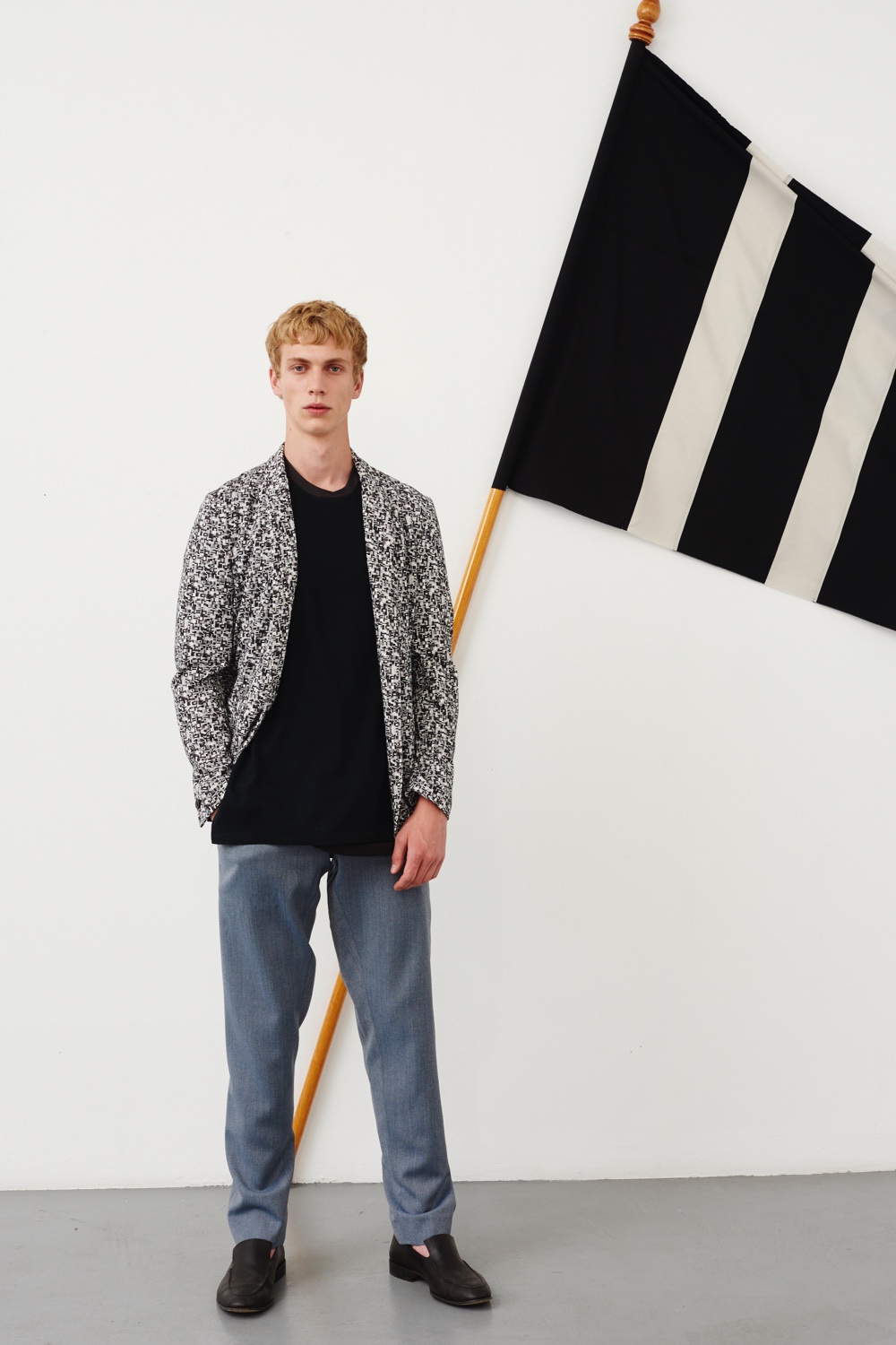 Stephan Schneider Embraces 'Flattering Flags' for Spring/Summer 2016 Menswear Collection
