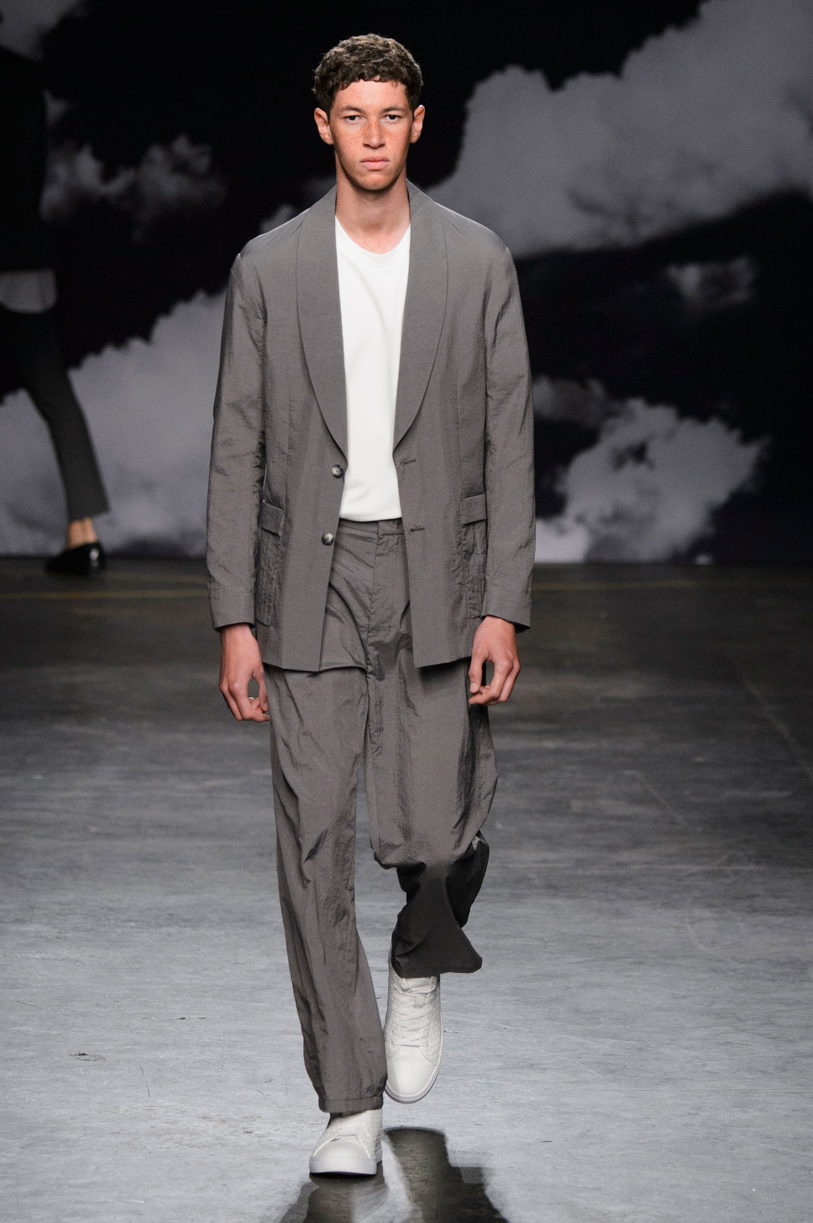 » Tiger of Sweden Spring/Summer 2016 | London Collections: Men Tiger of Sweden Spring Summer 2016 London Collections Men 019